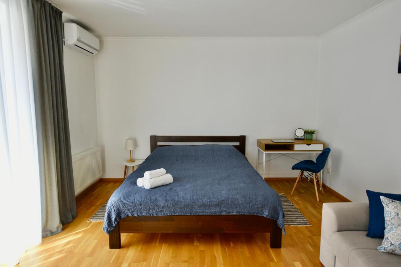 Apartment Cozy Next To The Park Ternopil